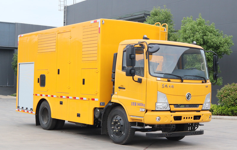 天錦50-200kw電源車(chē)