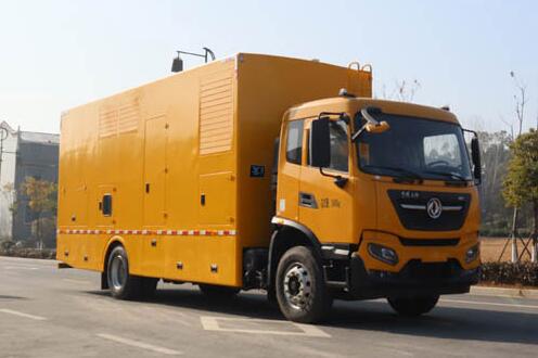 東風(fēng)天錦400kw電源車(chē)