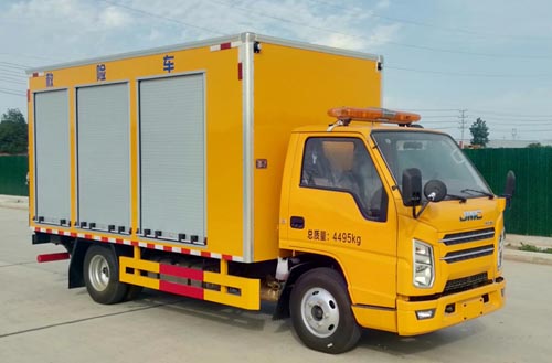 江鈴藍(lán)牌裝備型救險車